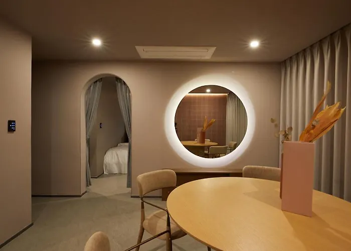 Hotel Lereve
